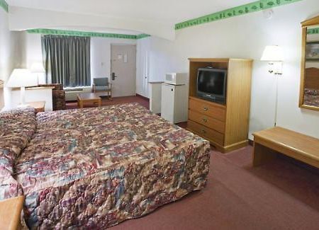 Americas Best Value Inn - Manchester Quarto foto